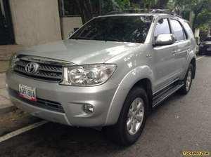 Toyota Fortuner SR (7Ptos) - Automatico