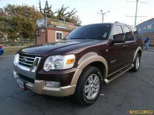 Ford Explorer Eddie Bauer 4x4 - Automatico