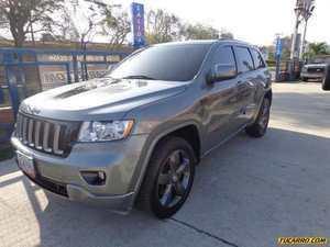 Jeep Grand Cherokee Laredo - Automatico