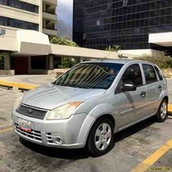 Ford Fiesta Power / Max - Automatico