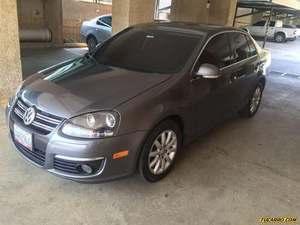 Volkswagen Jetta Exclusive / Highline - Secuencial