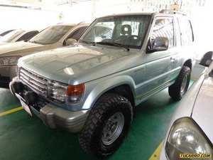 Mitsubishi Montero 2P 4x4 - Sincronico