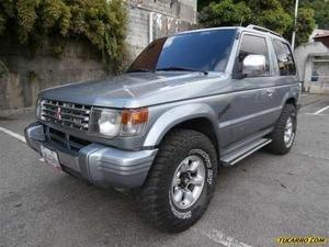 Mitsubishi Montero Dakar GLX 2P 4x4 - Sincronico