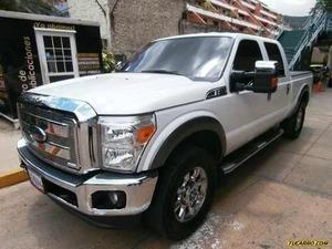 Ford F-250 Doble Cabina XLT - Automatico