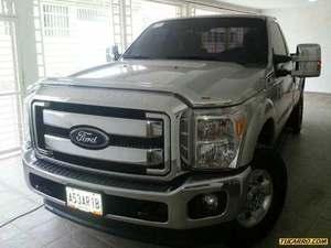 Ford F-250 Cabina Regular XLT 4x4 - Automatico