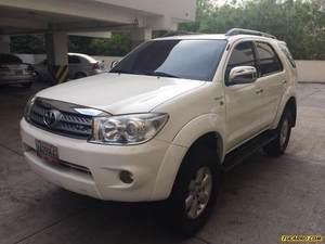 Toyota Fortuner SR (7Ptos) 4x4 - Automatico