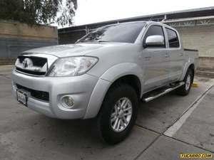 Toyota Hilux Doble Cabina Kavak 4x4 - Automatico