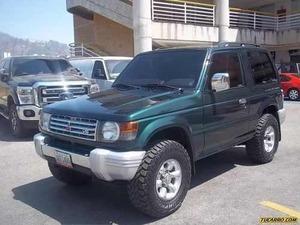 Mitsubishi Montero