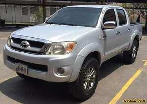 Toyota Hilux Doble Cabina Kavak 4x4 - Automatico