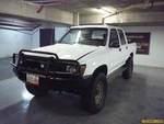 Toyota Hilux Doble Cabina 4x4 - Sincronico