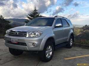 Toyota Fortuner SR5 (7Ptos) 4x4 - Automatico