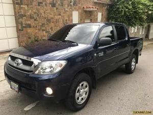 Toyota Hilux Doble Cabina 4x4 - Sincronico