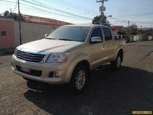 Toyota Hilux Doble Cabina 4x4 - Automatico