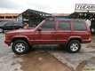 Jeep Cherokee Classic 4x4/Laredo/VX5(Cuero) - Automatico