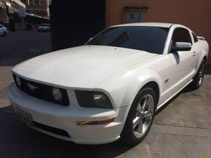 Ford Mustang GT - Automatico